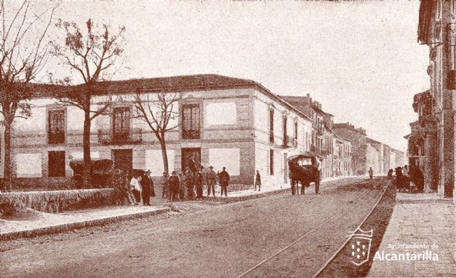 La recopilación de fotos históricas de Alcantarilla ´Ayer y hoy´ ya está disponible en la web del Ayuntamiento