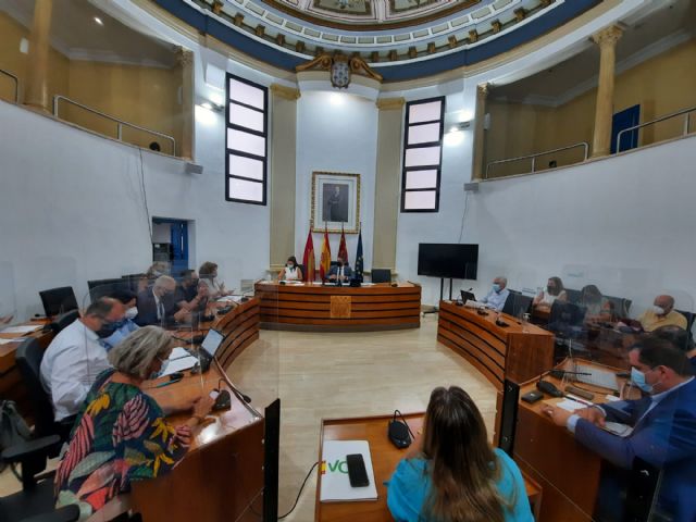 El Pleno de Alcantarilla respalda las mejoras al nuevo servicio de autobús interurbano presentadas por el Ayuntamiento