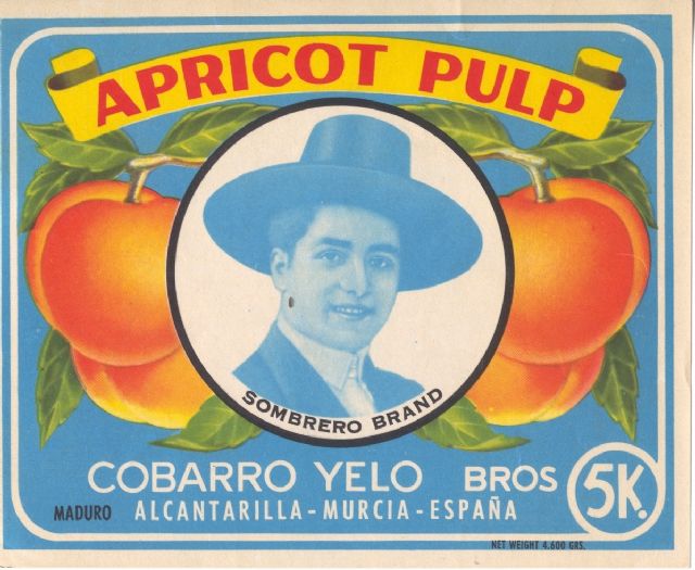 El Archivo Municipal enriquece su fondo histórico con una donación de la emblemática fábrica Cobarro