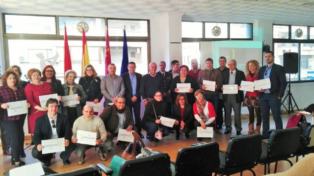 Entrega del distintivo ´Sol Región de Murcia´ a 46 comercios de Alcantarilla