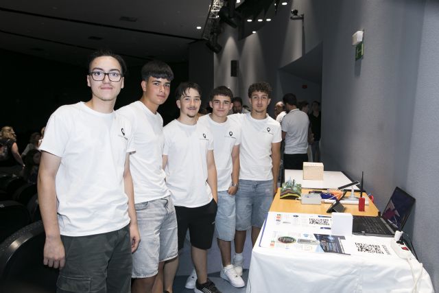 Estudiantes de Alcantarilla ganan los IV Telecogames, la Olimpiada Nacional de Telecomunicaciones