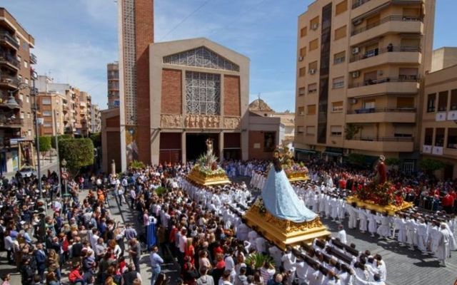 DOMINGO DE RESURRECCIÓN- Procesión del Resucitado