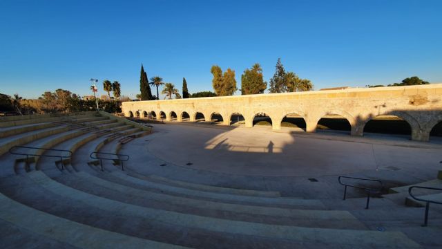 Fiesta infantil, música en directo y espectáculos en la ceremonia inaugural del Parque del Acueducto