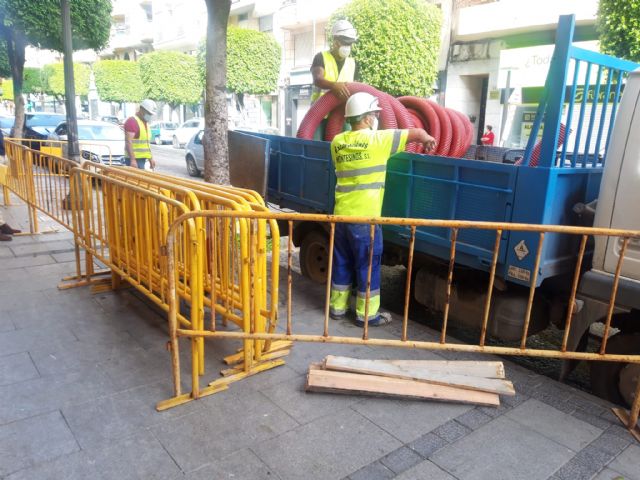 Comienza la instalación de las primeras estaciones de recarga de vehículos eléctricos en Alcantarilla