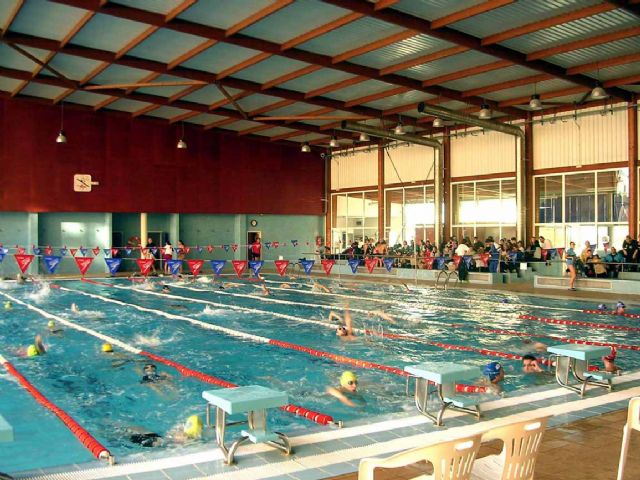 La Mesa de Negociación del Ayuntamiento acuerda por unanimidad la incorporación de los trabajadores de la Piscina Municipal al Convenio Colectivo del Personal Laboral