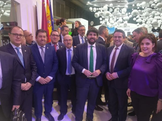 El Ayuntamiento presenta en Fitur 'Alcantarilla, te suena?', diez días de conciertos gratuitos en las Fiestas de Mayo