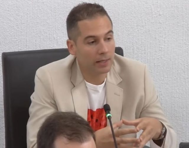 Las mentiras del PP provocan la dimisión del expresidente del Centro de Mayores y la movilización de la asociación
