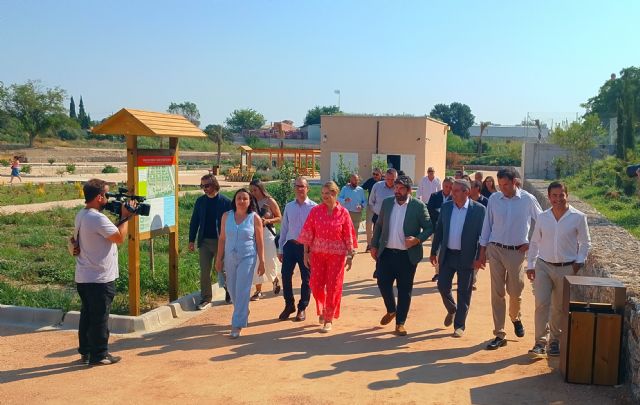 Alcantarilla rinde homenaje a su historia hídrica y a Jara Carrillo con la inauguración del 'Paraje Las Caracolas'