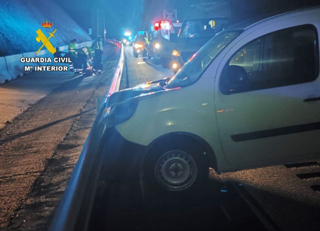La Guardia Civil investiga a un conductor que provocó un accidente cuando circulaba en sentido contrario bajo los efectos del alcohol