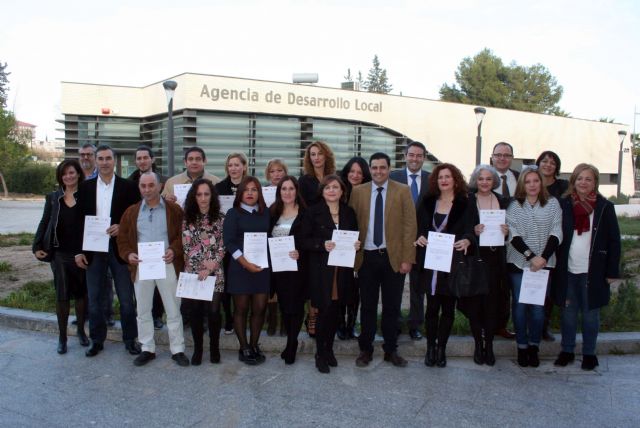 15 alumnos de entre 25 y 45 años obtienen el Certificado de Profesionalidad de Operaciones Auxiliares de Servicios Administrativos y Generales