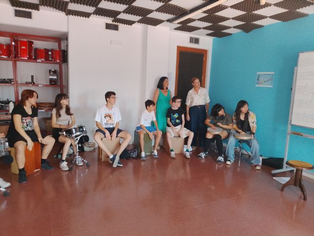 60 adolescentes entre 12 y 17 años participan en los talleres de verano organizados por el Ayuntamiento de Alcantarilla