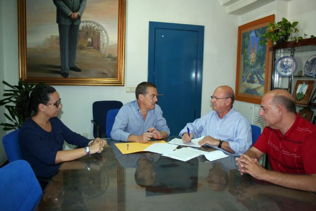 Convenio de colaboración entre el Ayuntamiento de Alcantarilla la Asociación de Empresarios del Parque Empresarial Oeste