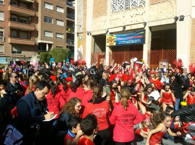 Alcantarilla celebró hoy el gran desfile de Carnaval 2015