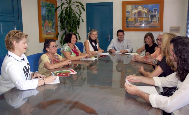 El Alcalde de Alcantarilla se reúne con la Asociación de Familiares de Enfermos de Salud Mental en Alcantarilla