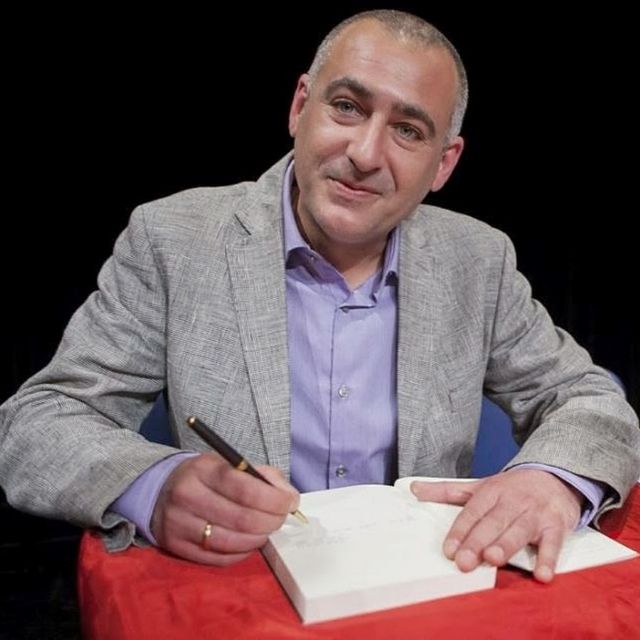 El escritor Paco Rabadán realizará esta noche el Pregón de la Navidad en Alcantarilla