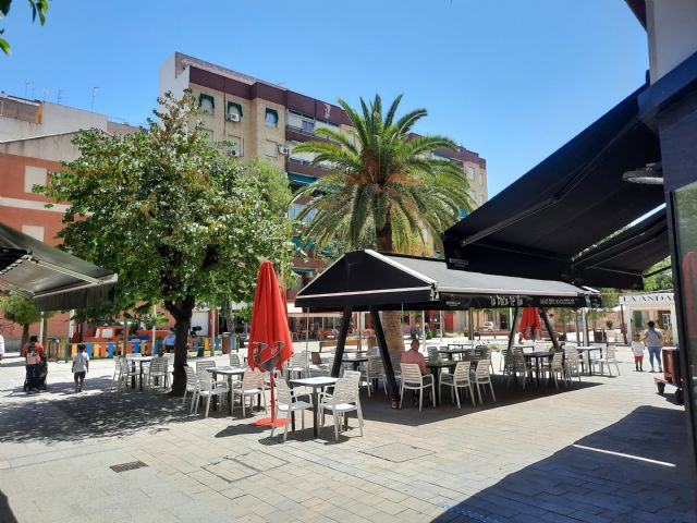 Los hosteleros de Alcantarilla están exentos de pagar la tasa municipal por terrazas hasta 2022