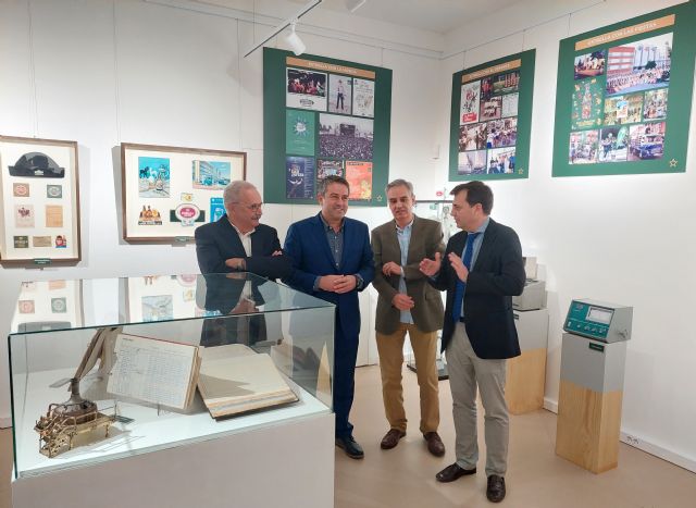 El Museo de la Huerta acoge la exposición retrospectiva de Estrella de Levante '60 años contigo' hasta el 14 de enero