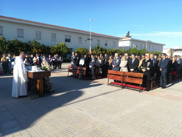 Miembros de la corporación municipal participan en los actos de la Base Aérea con motivo de la festividad de la Virgen de Loreto