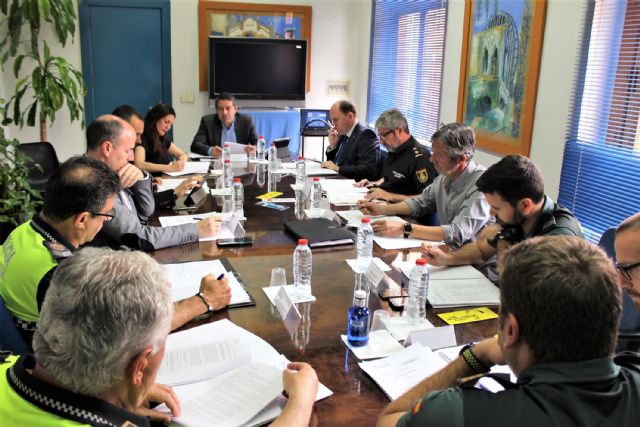 La Junta Local de Seguridad se reunió en Alcantarilla para tratar temas relacionados con el municipio, en estos momentos especialmente de Fiestas de Mayo