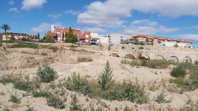 Alcantarilla solicita una subvención al Plan de Obras y Servicios de la Comunidad para la segunda fase del entorno del Acueducto y la renovación del Jardín de Campoamor