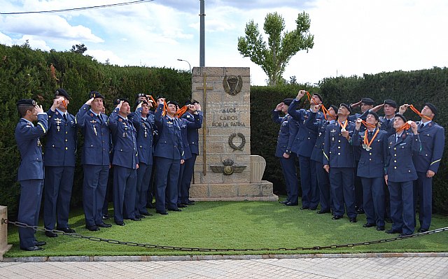 La Base Aérea de Alcantarilla acogió el 51 Campeonato Nacional Militar de Paracaidismo