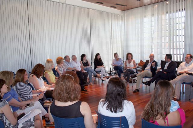 Clausuran en Alcantarilla la reunión de la Mesa de coordinación del programa de Garantía Juvenil, en la que se integra también el municipio de Murcia