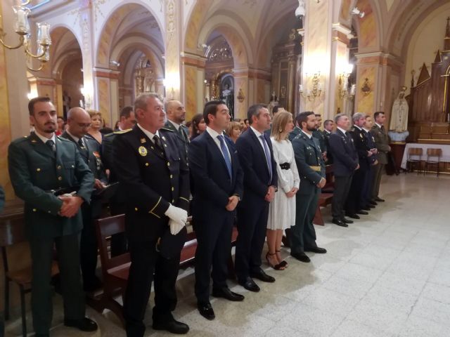 El alcalde de Alcantarilla, Joaquín Buendía, asiste a los actos de celebración de la Patrona de la Guardia Civil en Las Torres de Cotillas