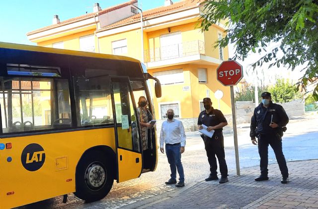 Dos autobuses gratuitos trasladarán a los vecinos de Alcantarilla hasta el Recinto Ferial los días de mercado