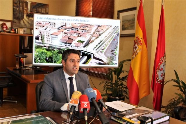 El alcalde de Alcantarilla da a conocer el Proyecto definitivo del paso del AVE por la localidad que ADIF ha trasladado al Ayuntamiento