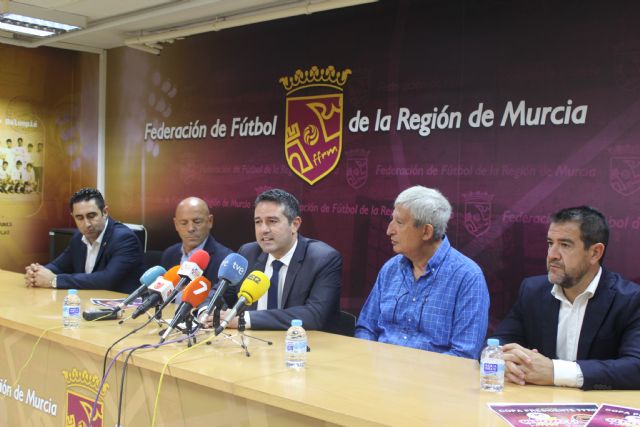 Alcantarilla acoge la final de la IX Copa Presidente de fútbol sala, que enfrentará a ElPozo Murcia y al Jimbee Cartagena