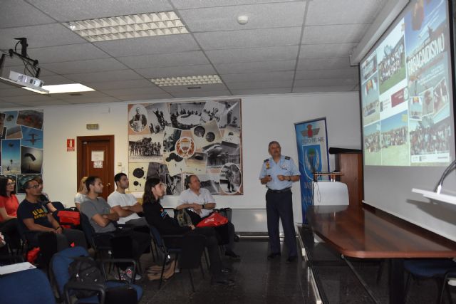 Finaliza el VI Curso de la Universidad Internacional del Mar en la Base Aérea de Alcantarilla