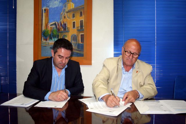 Los empresarios del Parque Industrial Oeste y el Ayuntamiento de Alcantarilla firman un nuevo convenio de colaboración