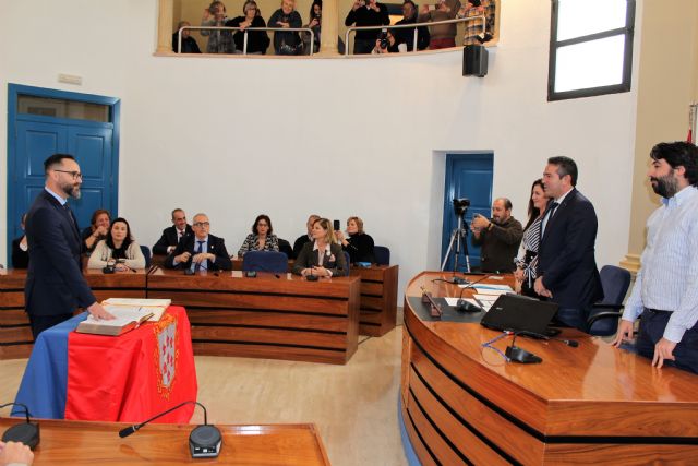 José Luis Bernal toma posesión como nuevo concejal del Ayuntamiento de Alcantarilla
