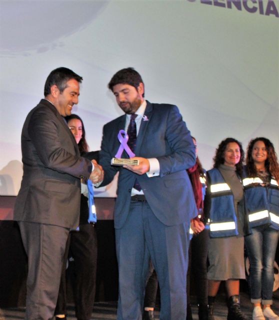 El Grupo de Emergencia Psicosocial Alcantarilla (GEPSA) del Servicio de Protección Civil recibió un premio